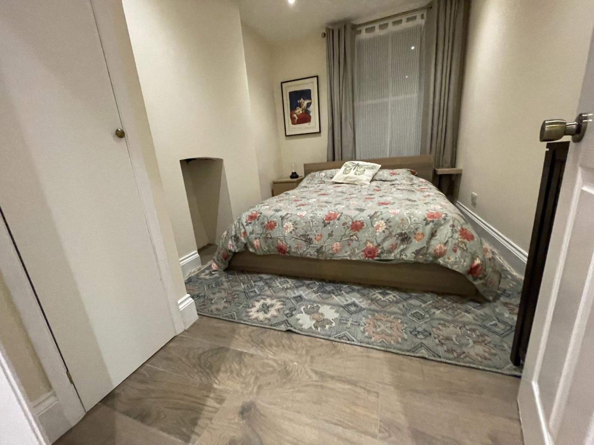 Globe Apartments Γκλάστονμπερι Εξωτερικό φωτογραφία